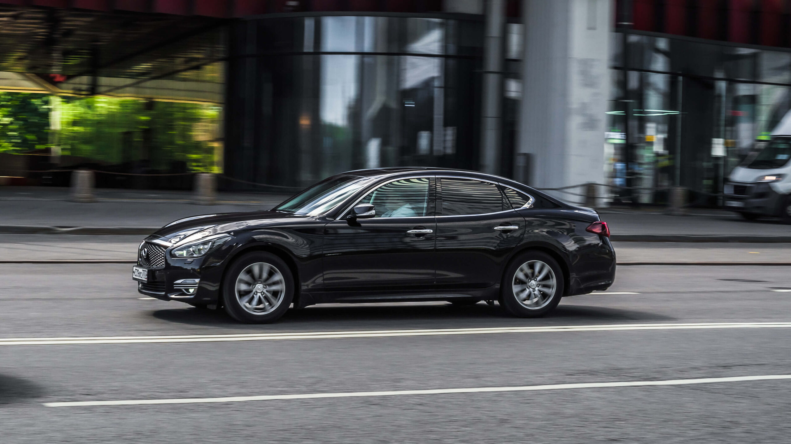 infiniti Q70 insurance